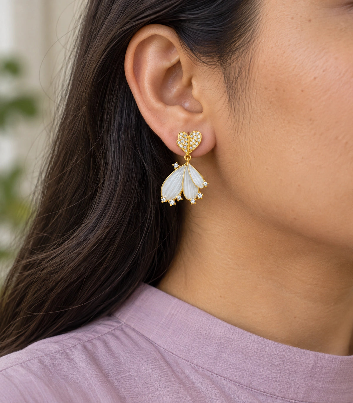 JIMIKI Ribbed Fan Crystal Drop Earring Pair in Gold tone, model wearing view #color_gold tone