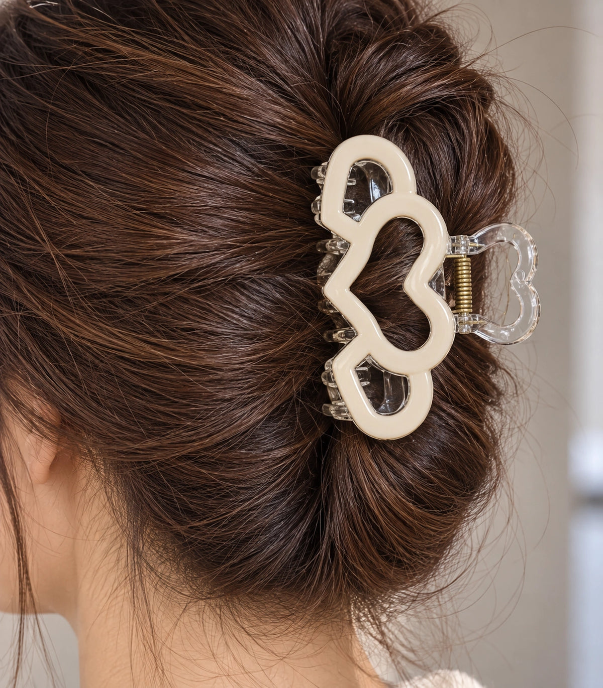 JIMIKI Triple Heart Hair Claw Clips in Ivory, close-up detail #color_ivory