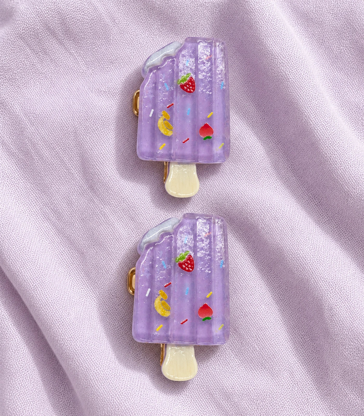 Close-up of the Lavender Fruit Sprinkle Popsicle Clip Pair details
