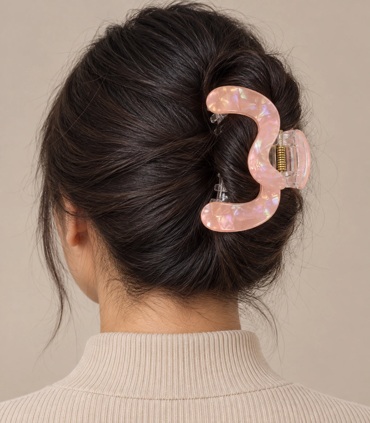 JIMIKI Iridescent S Shaped Hair Claw Clips in Peach, model wearing view #color_peach