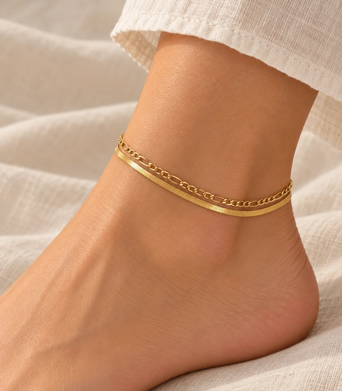Gold Herringbone and Figaro Layered Anklet — closeup