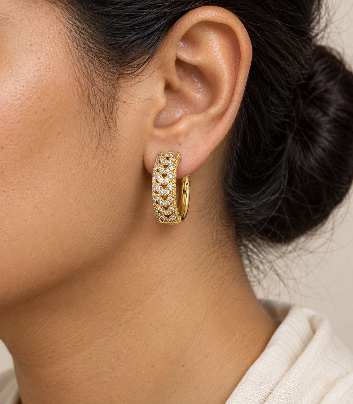 JIMIKI Crystal Chain Pattern Hoop Earring Pair in Gold tone/Clear, close-up detail #color_gold tone/clear