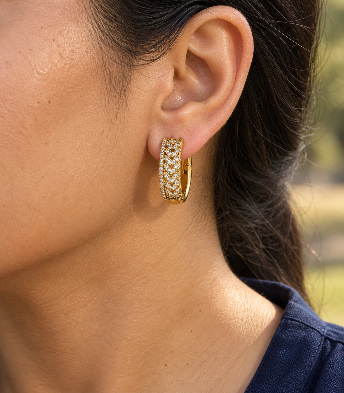 JIMIKI Crystal Chain Pattern Hoop Earring Pair in Gold tone/Clear, editorial model view #color_gold tone/clear