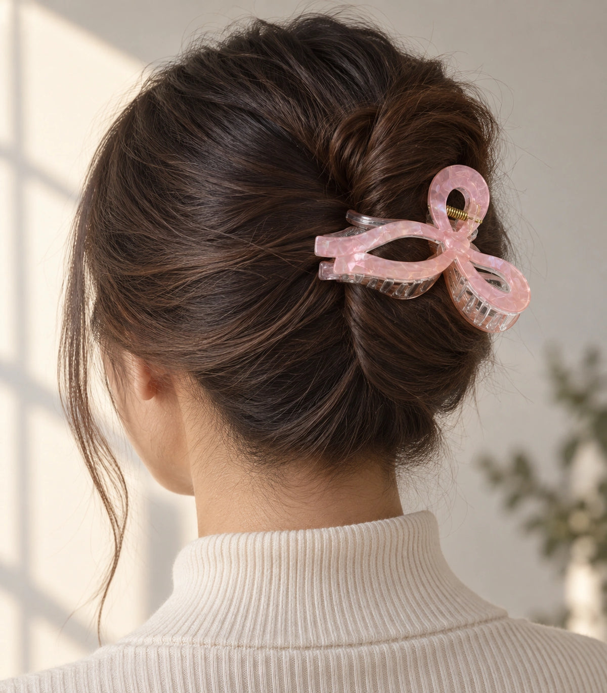 JIMIKI Iridescent Openwork Bow Hair Claw Clips in Pink, editorial model view #color_pink